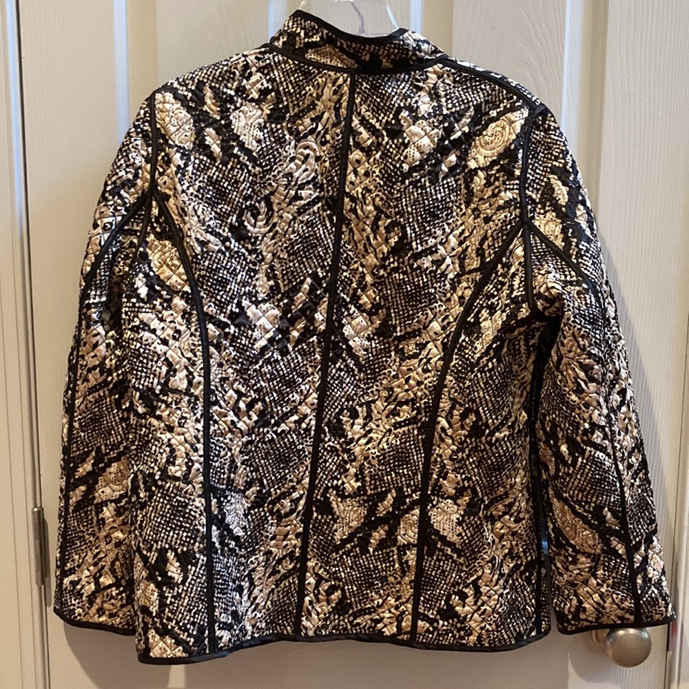 Euc Reversible Jacket - image 4